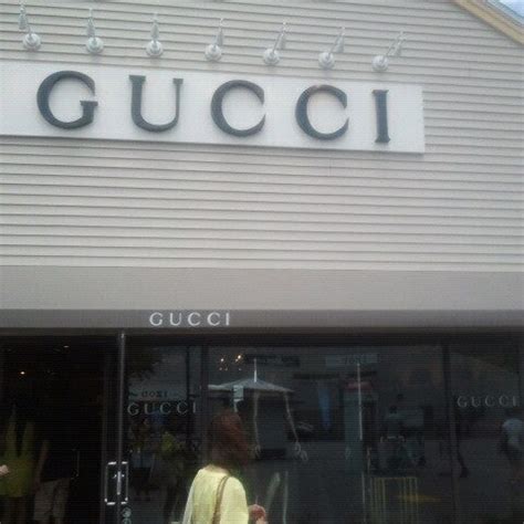 gucci outlet secaucus reviews|gucci outlet store secaucus nj.